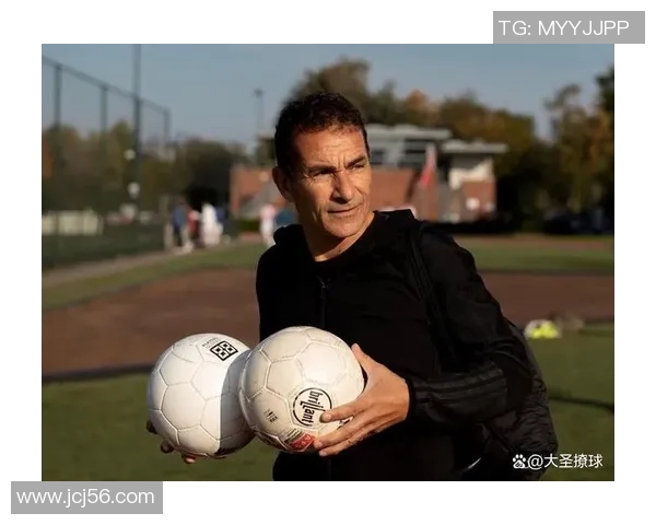 巴伦西亚主帅因成绩不佳被解雇，球队陷入危机