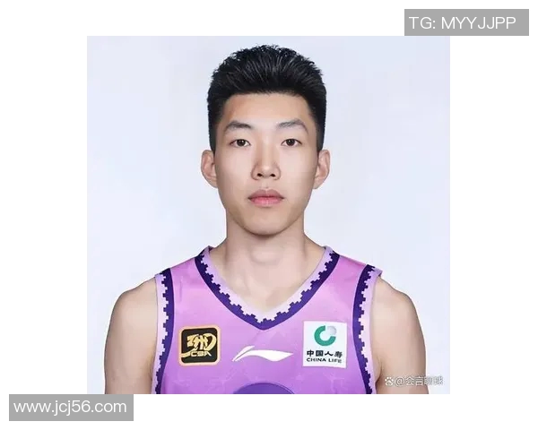 CBA赛场廖三宁急停绝技引发热议展现年轻球员的无限潜力与激情