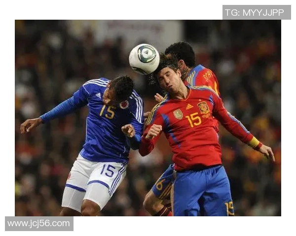 中超赛场拉莫斯争顶精彩瞬间展现足球激情与技术对抗的完美结合 中超赛场拉莫斯争顶精彩瞬间展现足球激情与技术对抗的完美结合