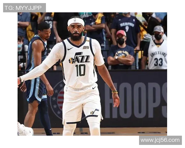 爵士队完胜灰熊队，提前晋级季后赛次轮