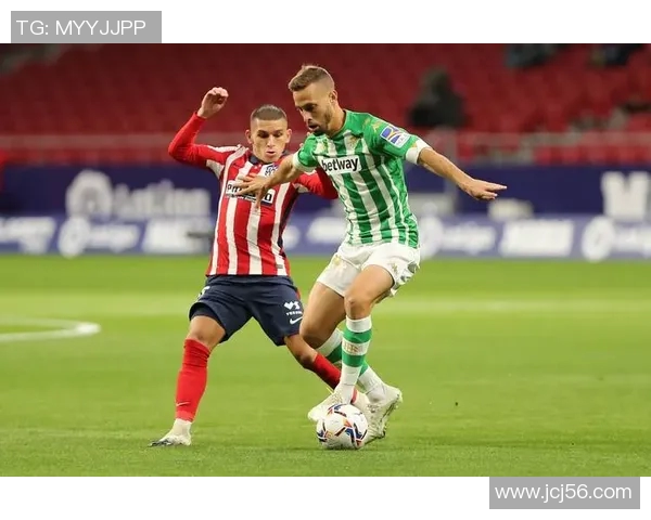 美因茨主场大胜沙尔克04,保级前景一线希望增加 美因茨主场大胜沙尔克04,保级前景一线希望增加